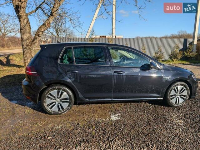 Черный Фольксваген e-Golf, объемом двигателя 0 л и пробегом 53 тыс. км за 10299 $, фото 10 на Automoto.ua