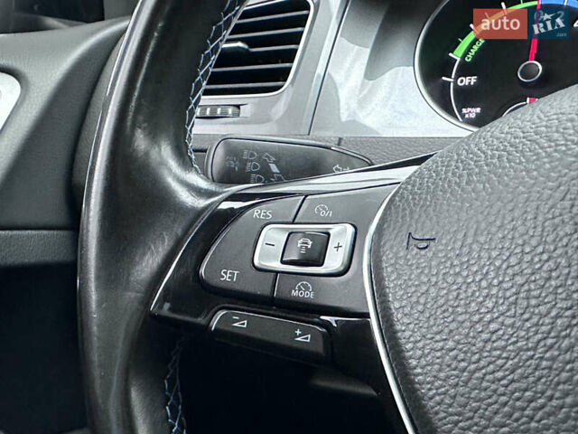 Чорний Фольксваген e-Golf, об'ємом двигуна 0 л та пробігом 165 тис. км за 8500 $, фото 26 на Automoto.ua