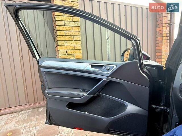 Чорний Фольксваген e-Golf, об'ємом двигуна 0 л та пробігом 110 тис. км за 11000 $, фото 20 на Automoto.ua