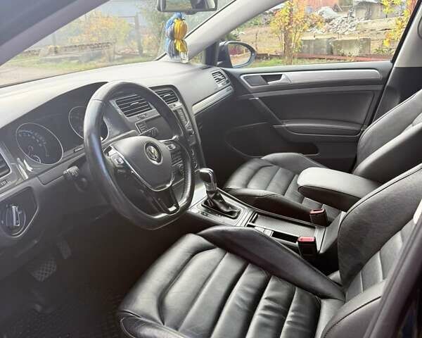 Чорний Фольксваген e-Golf, об'ємом двигуна 0 л та пробігом 110 тис. км за 11000 $, фото 25 на Automoto.ua