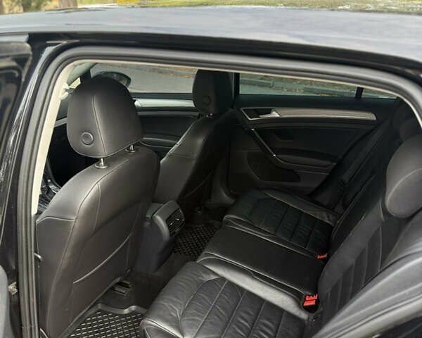 Черный Фольксваген e-Golf, объемом двигателя 0 л и пробегом 111 тыс. км за 10200 $, фото 9 на Automoto.ua