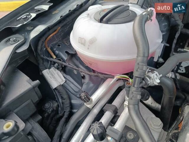 Чорний Фольксваген e-Golf, об'ємом двигуна 0 л та пробігом 120 тис. км за 7750 $, фото 76 на Automoto.ua