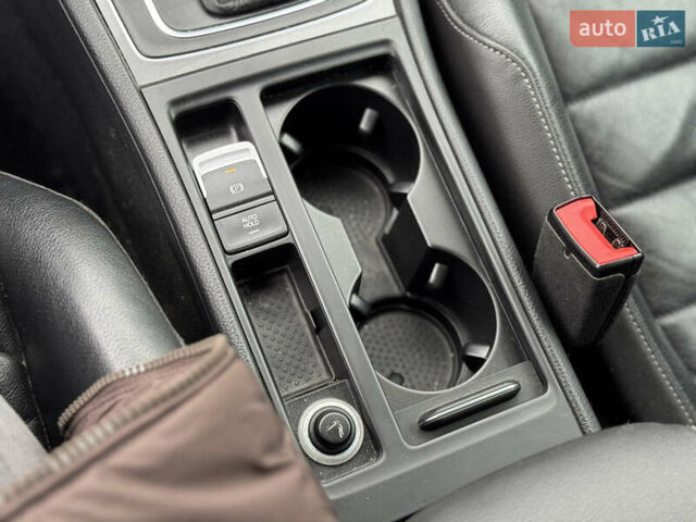 Черный Фольксваген e-Golf, объемом двигателя 0 л и пробегом 161 тыс. км за 9500 $, фото 27 на Automoto.ua