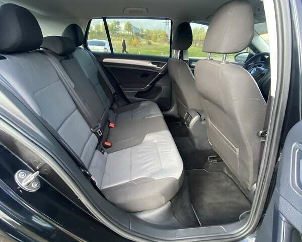 Черный Фольксваген e-Golf, объемом двигателя 0 л и пробегом 158 тыс. км за 6950 $, фото 30 на Automoto.ua