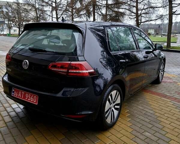 Черный Фольксваген e-Golf, объемом двигателя 0 л и пробегом 112 тыс. км за 8600 $, фото 48 на Automoto.ua