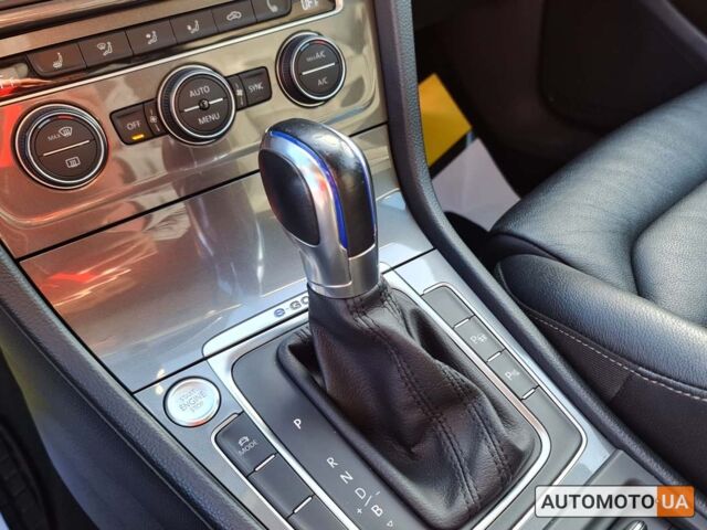 Чорний Фольксваген e-Golf, об'ємом двигуна 24 л та пробігом 113 тис. км за 9999 $, фото 14 на Automoto.ua