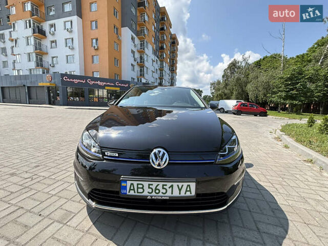 Черный Фольксваген e-Golf, объемом двигателя 0 л и пробегом 143 тыс. км за 11000 $, фото 28 на Automoto.ua