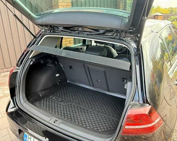 Чорний Фольксваген e-Golf, об'ємом двигуна 0 л та пробігом 110 тис. км за 11000 $, фото 22 на Automoto.ua