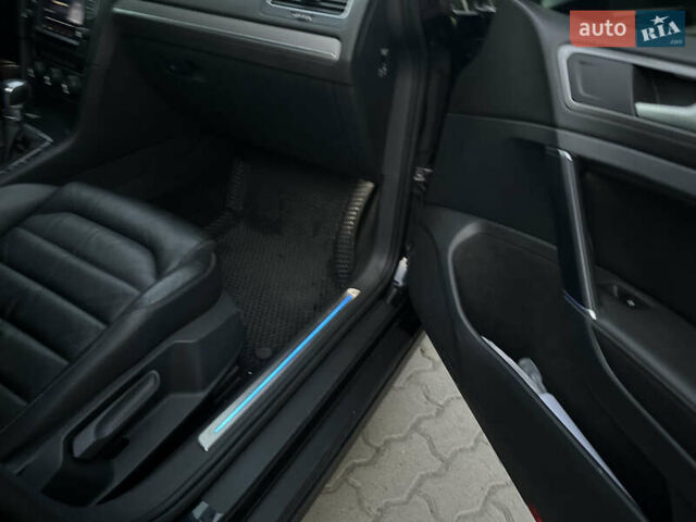 Черный Фольксваген e-Golf, объемом двигателя 0 л и пробегом 161 тыс. км за 9800 $, фото 24 на Automoto.ua