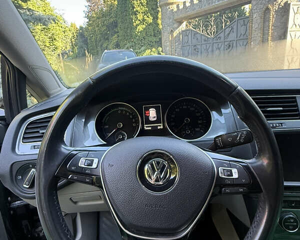 Чорний Фольксваген e-Golf, об'ємом двигуна 0 л та пробігом 140 тис. км за 10000 $, фото 6 на Automoto.ua