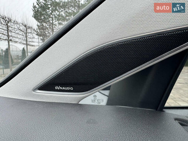 Черный Фольксваген e-Golf, объемом двигателя 0 л и пробегом 158 тыс. км за 8500 $, фото 12 на Automoto.ua