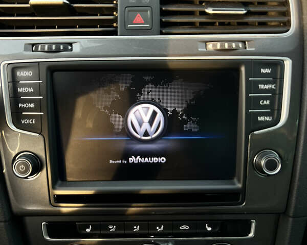 Черный Фольксваген e-Golf, объемом двигателя 0 л и пробегом 167 тыс. км за 8750 $, фото 11 на Automoto.ua