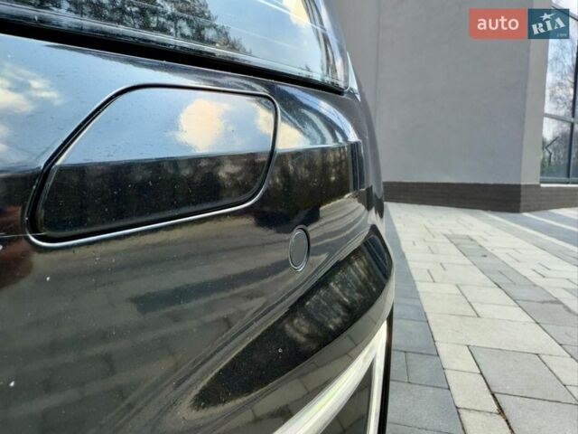 Черный Фольксваген e-Golf, объемом двигателя 0 л и пробегом 97 тыс. км за 8299 $, фото 28 на Automoto.ua