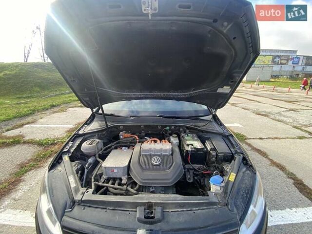 Черный Фольксваген e-Golf, объемом двигателя 0 л и пробегом 158 тыс. км за 6950 $, фото 34 на Automoto.ua