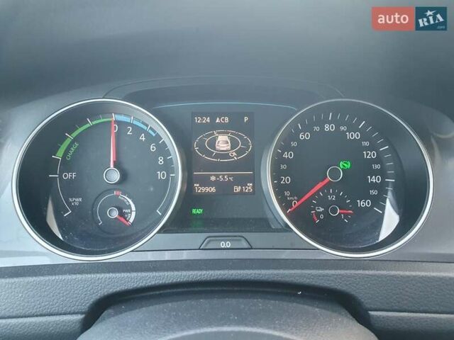 Чорний Фольксваген e-Golf, об'ємом двигуна 0 л та пробігом 129 тис. км за 8800 $, фото 89 на Automoto.ua