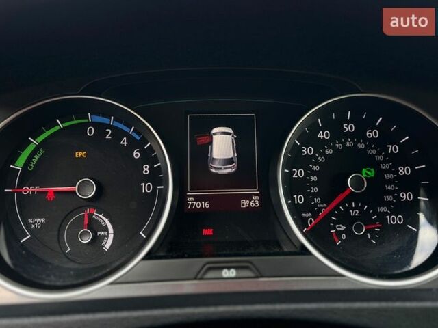 Чорний Фольксваген e-Golf, об'ємом двигуна 0 л та пробігом 77 тис. км за 7500 $, фото 11 на Automoto.ua