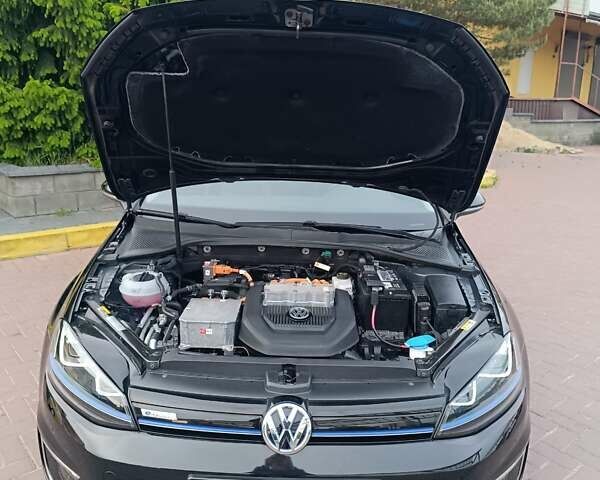 Чорний Фольксваген e-Golf, об'ємом двигуна 0 л та пробігом 120 тис. км за 7750 $, фото 67 на Automoto.ua