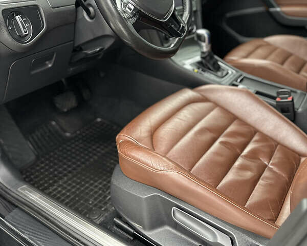 Черный Фольксваген e-Golf, объемом двигателя 0 л и пробегом 125 тыс. км за 8900 $, фото 3 на Automoto.ua