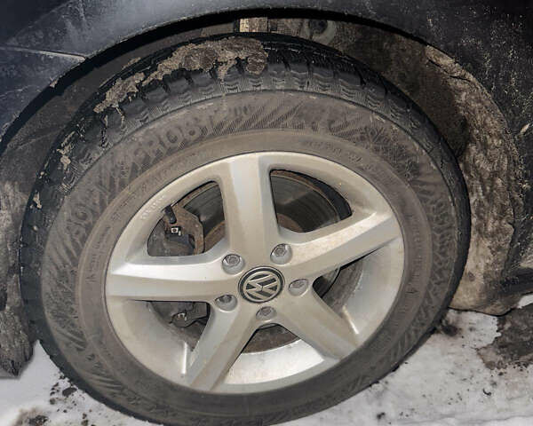 Черный Фольксваген e-Golf, объемом двигателя 0 л и пробегом 126 тыс. км за 8900 $, фото 8 на Automoto.ua