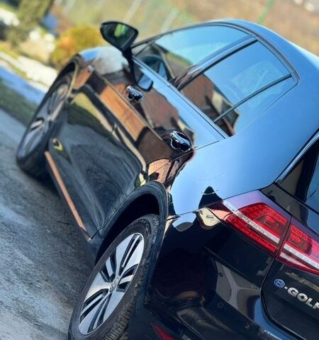 Черный Фольксваген e-Golf, объемом двигателя 0 л и пробегом 127 тыс. км за 9750 $, фото 25 на Automoto.ua