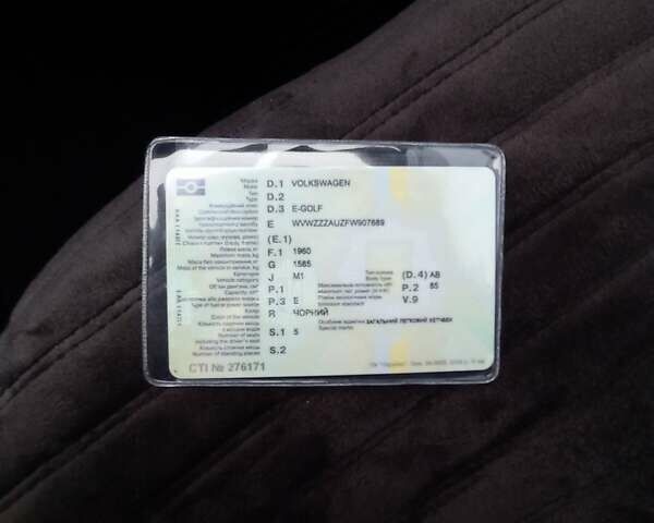 Чорний Фольксваген e-Golf, об'ємом двигуна 0 л та пробігом 130 тис. км за 8800 $, фото 27 на Automoto.ua