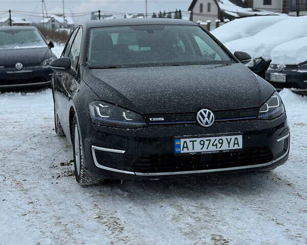Черный Фольксваген e-Golf, объемом двигателя 0 л и пробегом 93 тыс. км за 8999 $, фото 2 на Automoto.ua