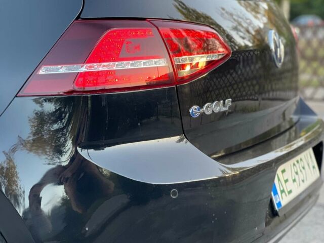 Чорний Фольксваген e-Golf, об'ємом двигуна 0 л та пробігом 195 тис. км за 10000 $, фото 5 на Automoto.ua