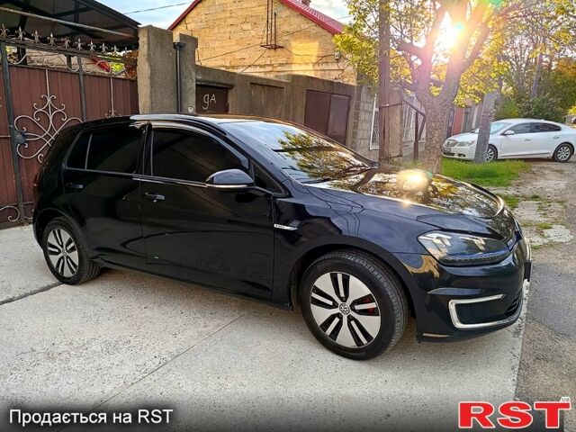 Черный Фольксваген e-Golf, объемом двигателя 0 л и пробегом 170 тыс. км за 8750 $, фото 2 на Automoto.ua