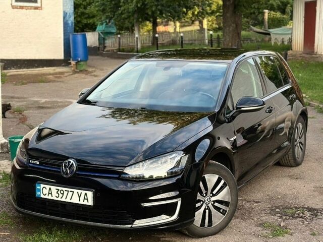 Чорний Фольксваген e-Golf, об'ємом двигуна 0 л та пробігом 177 тис. км за 9999 $, фото 1 на Automoto.ua