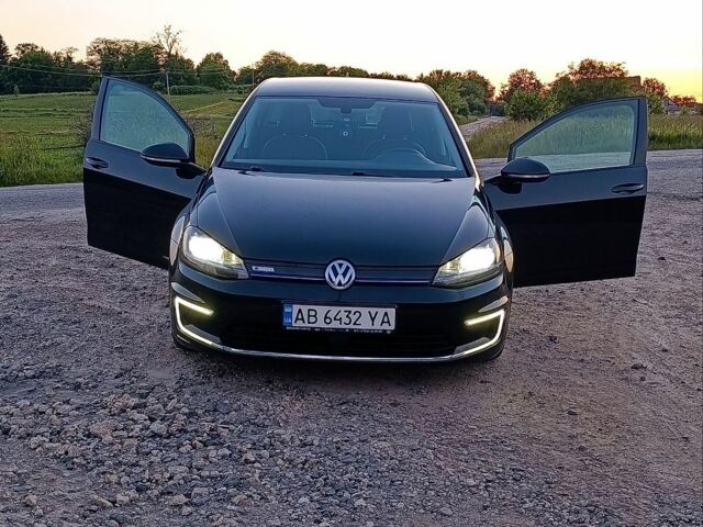 Чорний Фольксваген e-Golf, об'ємом двигуна 0 л та пробігом 172 тис. км за 9300 $, фото 18 на Automoto.ua