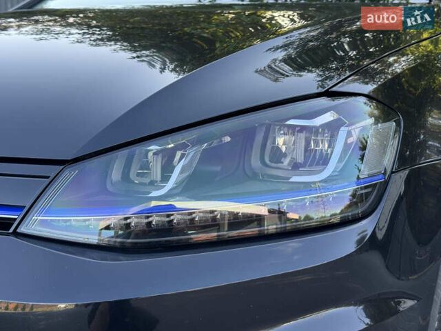 Черный Фольксваген e-Golf, объемом двигателя 0 л и пробегом 89 тыс. км за 8700 $, фото 6 на Automoto.ua