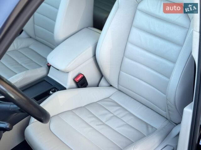 Черный Фольксваген e-Golf, объемом двигателя 0 л и пробегом 131 тыс. км за 9750 $, фото 1 на Automoto.ua