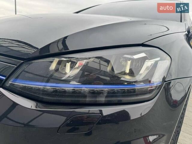 Чорний Фольксваген e-Golf, об'ємом двигуна 0 л та пробігом 136 тис. км за 9999 $, фото 36 на Automoto.ua