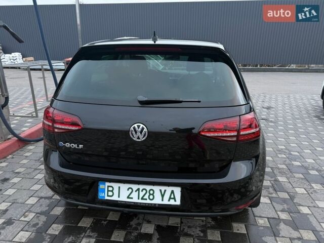 Черный Фольксваген e-Golf, объемом двигателя 0 л и пробегом 115 тыс. км за 10000 $, фото 18 на Automoto.ua
