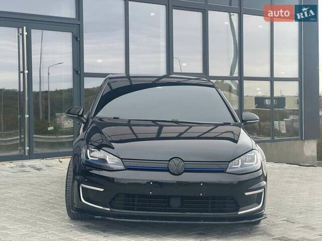 Чорний Фольксваген e-Golf, об'ємом двигуна 0 л та пробігом 136 тис. км за 9999 $, фото 10 на Automoto.ua