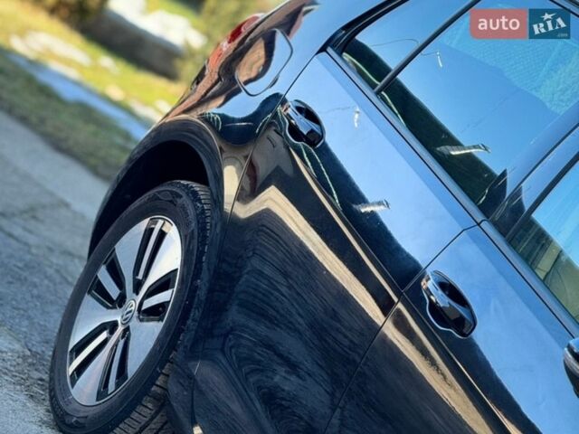 Черный Фольксваген e-Golf, объемом двигателя 0 л и пробегом 131 тыс. км за 9750 $, фото 11 на Automoto.ua