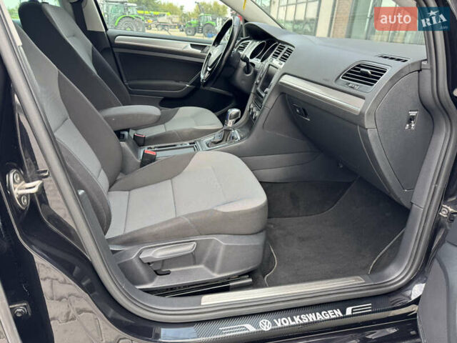 Чорний Фольксваген e-Golf, об'ємом двигуна 0 л та пробігом 129 тис. км за 8999 $, фото 56 на Automoto.ua