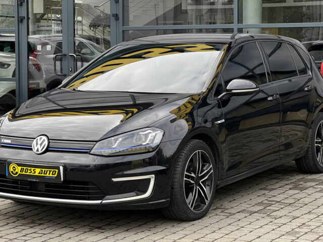Черный Фольксваген e-Golf, объемом двигателя 24 л и пробегом 143 тыс. км за 9300 $, фото 2 на Automoto.ua