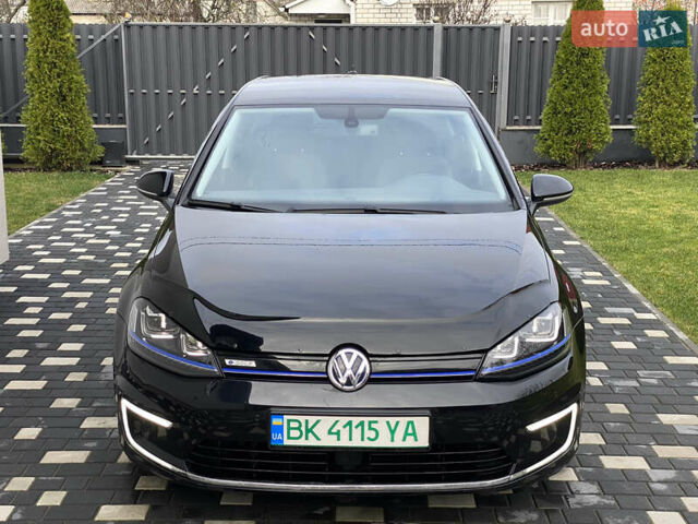 Черный Фольксваген e-Golf, объемом двигателя 0 л и пробегом 145 тыс. км за 7900 $, фото 1 на Automoto.ua