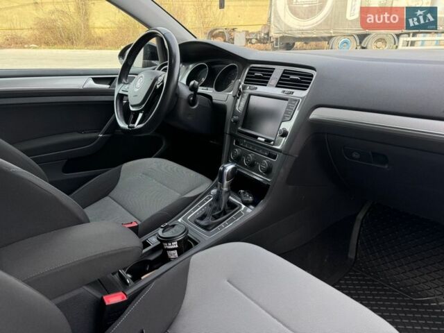 Черный Фольксваген e-Golf, объемом двигателя 0 л и пробегом 85 тыс. км за 8300 $, фото 11 на Automoto.ua