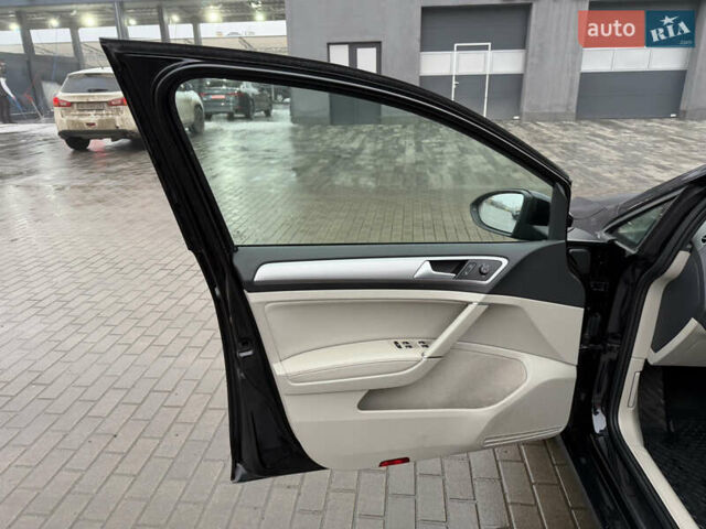 Черный Фольксваген e-Golf, объемом двигателя 0 л и пробегом 168 тыс. км за 8550 $, фото 9 на Automoto.ua