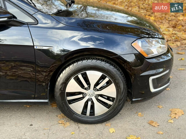 Фольксваген e-Golf 2015 в Кропивницком (Кировограде) на Automoto.ua Черный Фольксваген e-Golf, объемом двигателя 0 л и пробегом 180 тыс. км за 8400 $, фото 8 на Automoto.ua