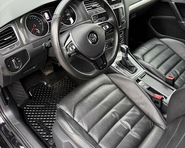 Чорний Фольксваген e-Golf, об'ємом двигуна 0 л та пробігом 130 тис. км за 9200 $, фото 20 на Automoto.ua