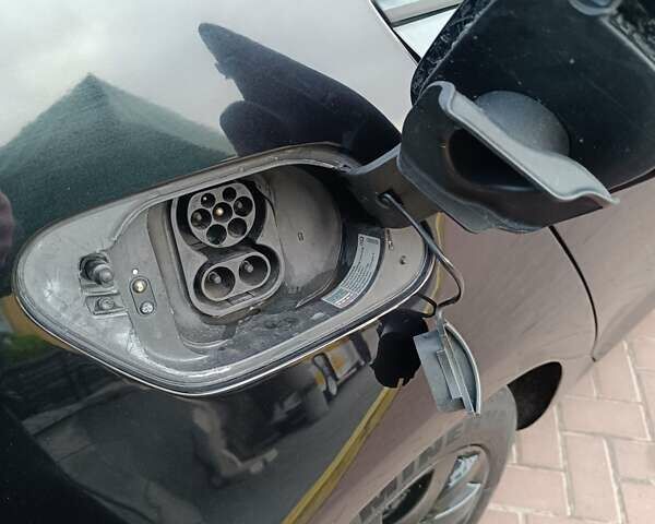 Чорний Фольксваген e-Golf, об'ємом двигуна 0 л та пробігом 120 тис. км за 7750 $, фото 30 на Automoto.ua