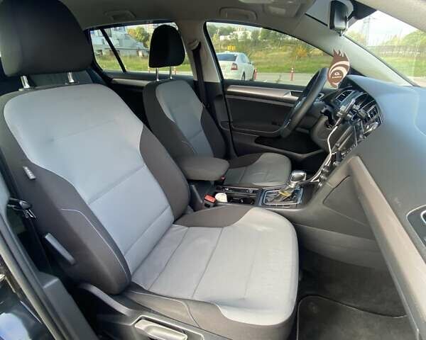 Черный Фольксваген e-Golf, объемом двигателя 0 л и пробегом 158 тыс. км за 6950 $, фото 29 на Automoto.ua
