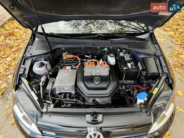 Фольксваген e-Golf 2015 в Кропивницком (Кировограде) на Automoto.ua Черный Фольксваген e-Golf, объемом двигателя 0 л и пробегом 180 тыс. км за 8400 $, фото 42 на Automoto.ua
