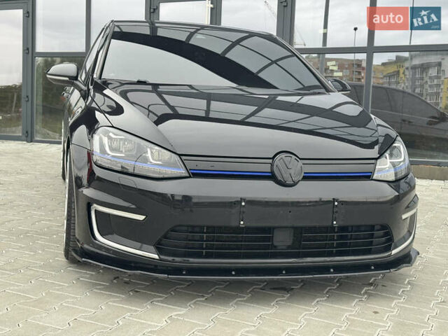 Черный Фольксваген e-Golf, объемом двигателя 0 л и пробегом 136 тыс. км за 9299 $, фото 14 на Automoto.ua