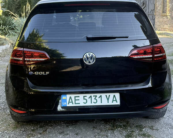 Чорний Фольксваген e-Golf, об'ємом двигуна 0 л та пробігом 140 тис. км за 10000 $, фото 3 на Automoto.ua