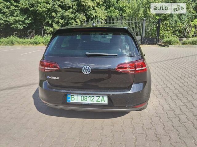 Черный Фольксваген e-Golf, объемом двигателя 0 л и пробегом 137 тыс. км за 9999 $, фото 5 на Automoto.ua