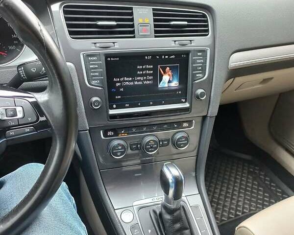 Черный Фольксваген e-Golf, объемом двигателя 0 л и пробегом 115 тыс. км за 10000 $, фото 26 на Automoto.ua